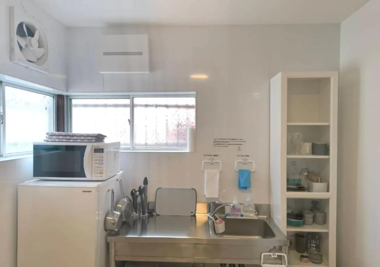 Transit Hostel Izumisano